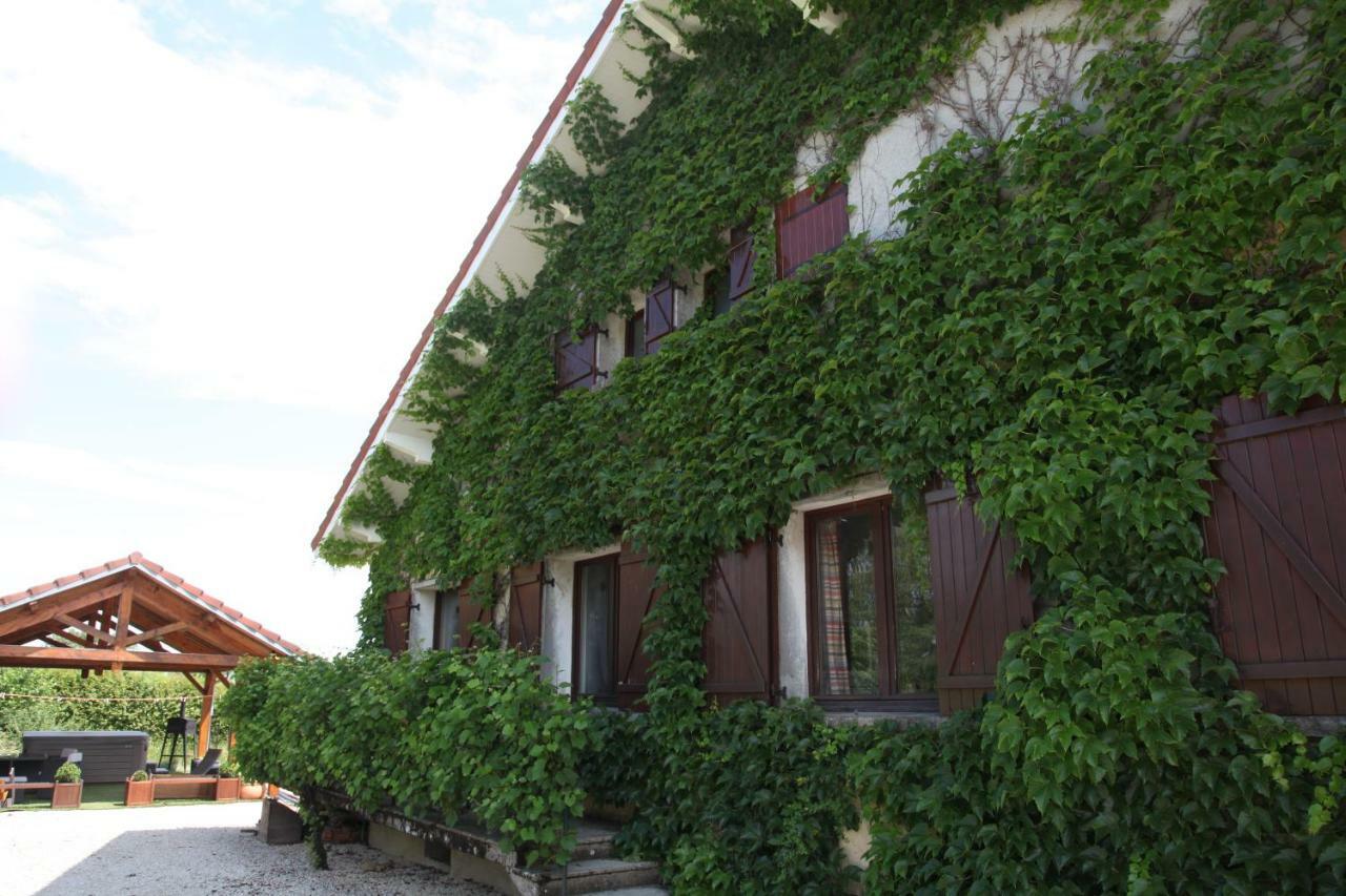Gite De Solama Avec Spa Balleville Exterior photo
